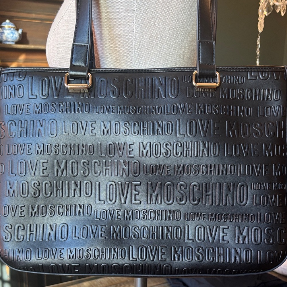 Love Moschino Black Embossed Shoulder Bag - Picture 5 of 16